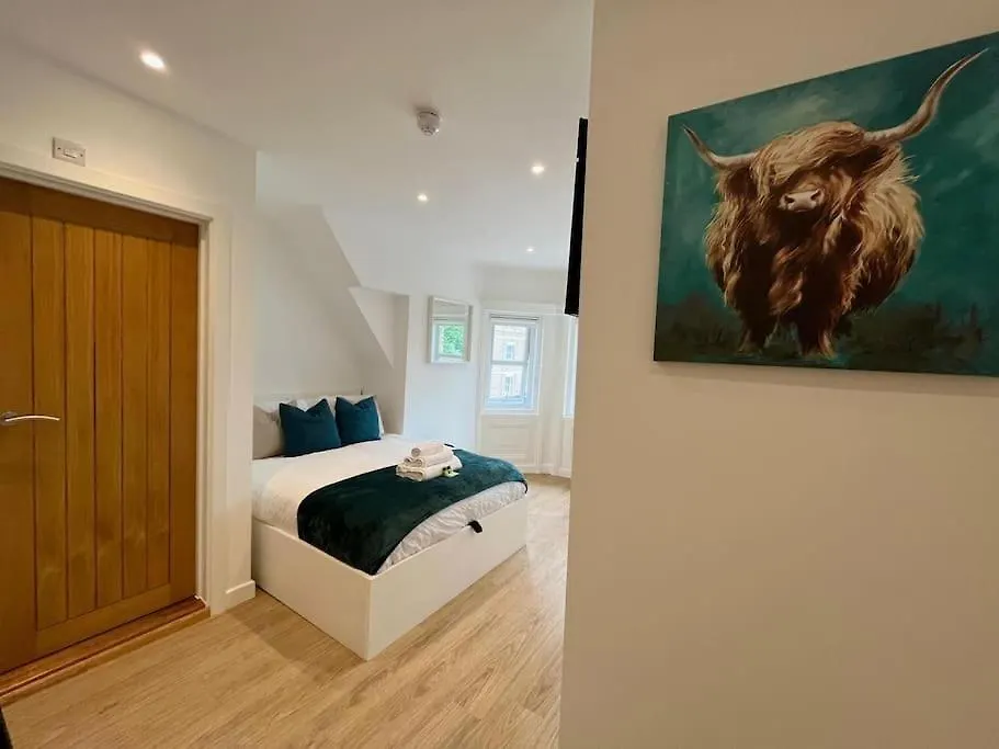 310, The Kove, West Hill Road-1